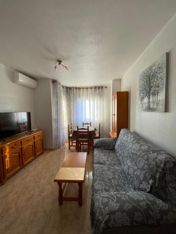Apartamento Caballero De Rodas Torrevieja Luaran gambar