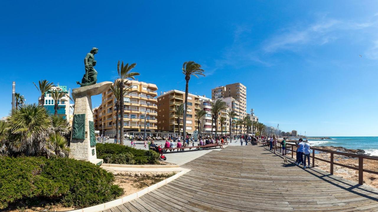 Apartamento Caballero De Rodas Torrevieja Luaran gambar