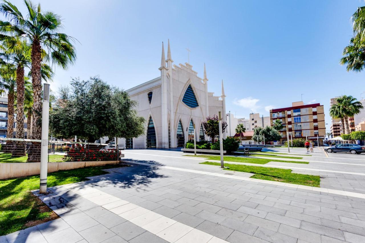Apartamento Caballero De Rodas Torrevieja Luaran gambar