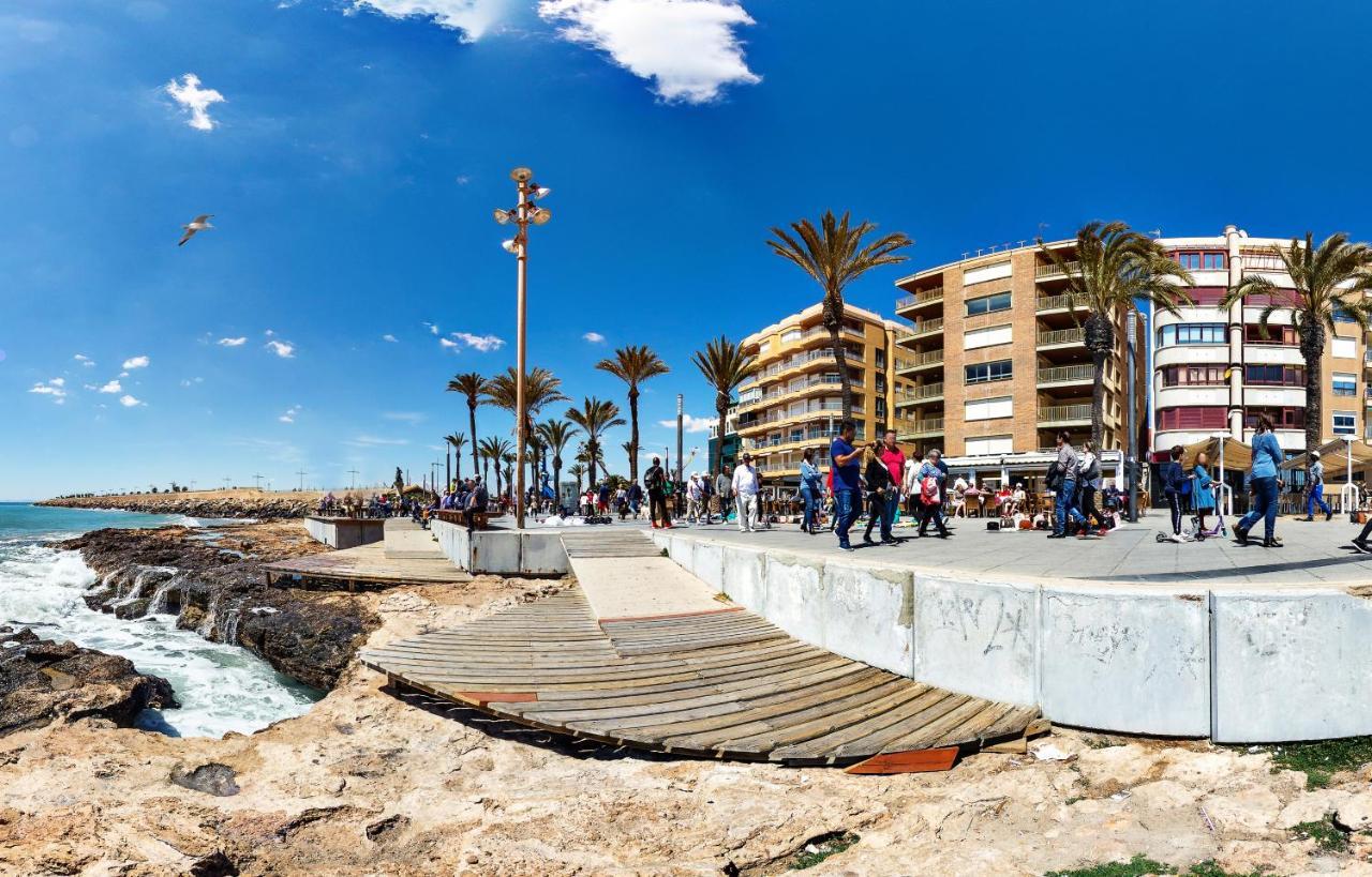 Apartamento Caballero De Rodas Torrevieja Luaran gambar